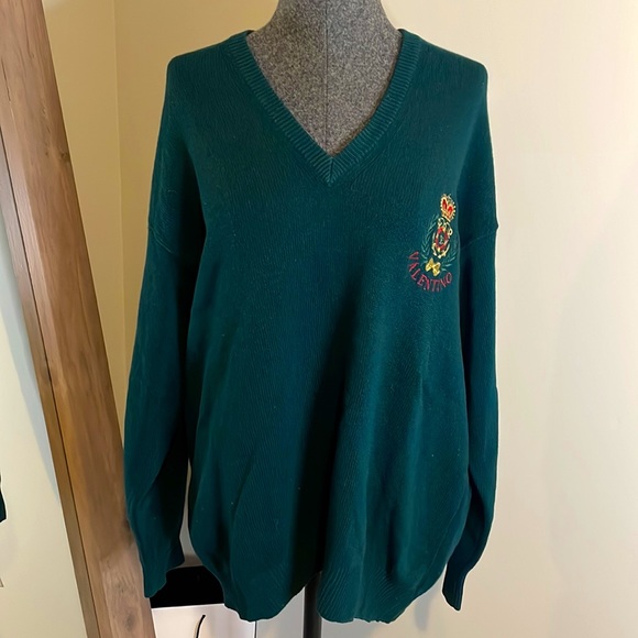 Valentino dark green sweater made in 🇮🇹 V neck with little flaws - Picture 3 of 9